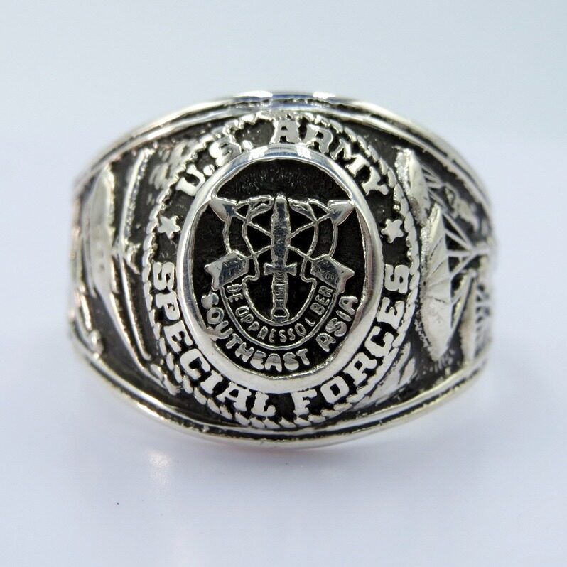 U.S. Army Special Forces Ring – Green Beret Military Ring