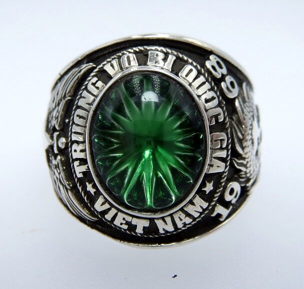 Vietnam Military Academy Ring – Truong Vo Bi Quoc Gia Viet Nam